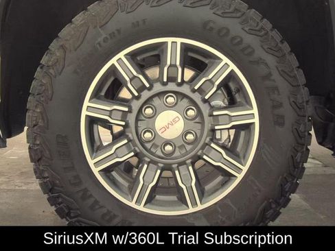 Used 2025 GMC Sierra 1500 AT4 image 4