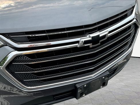 Used 2019 Chevrolet Traverse LT FWD image 32