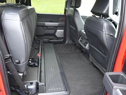 Used 2024 Ford F350 Lariat w/ Lariat Ultimate Package image 42