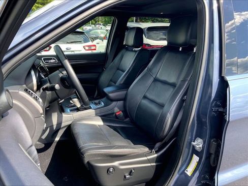 Used 2019 Jeep Grand Cherokee Limited AWD/4WD image 5