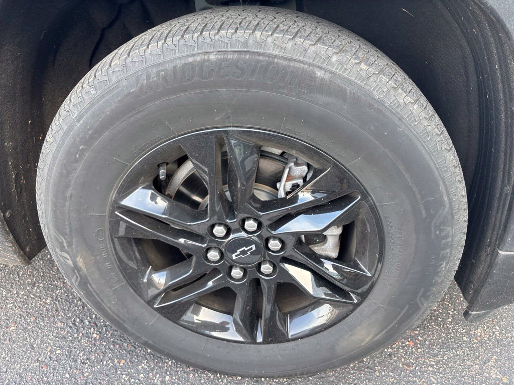 Certified 2023 Chevrolet Traverse LT w/ Midnight/Sport Edition AWD/4WD image 5