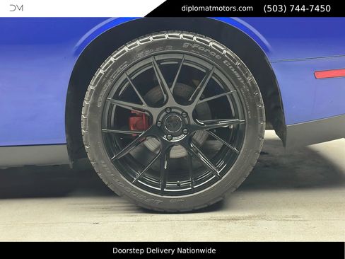 Used 2018 Dodge Challenger R/T Plus image 34