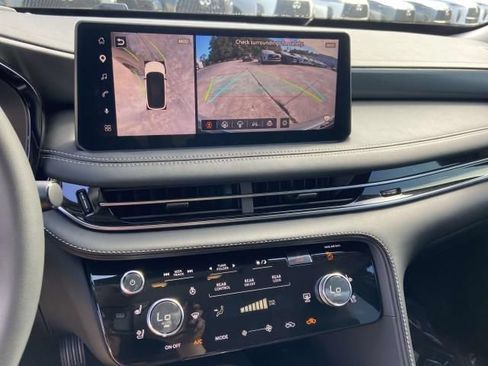 New 2027 INFINITI QX60 Luxe w/ Cargo Package FWD image 15