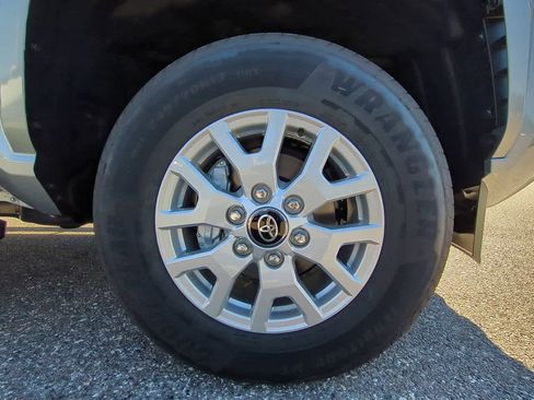 New 2026 Toyota Tacoma SR5 image 11