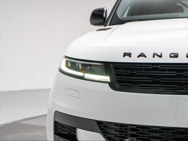 New 2026 Land Rover Range Rover Autobiography AWD/4WD image 9