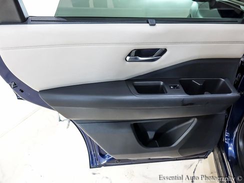 Used 2023 Nissan Pathfinder SL w/ SL Premium Package AWD/4WD image 30