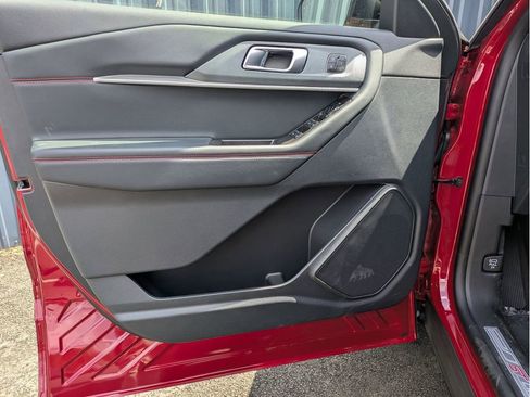 New 2026 Ford Explorer ST-Line image 12