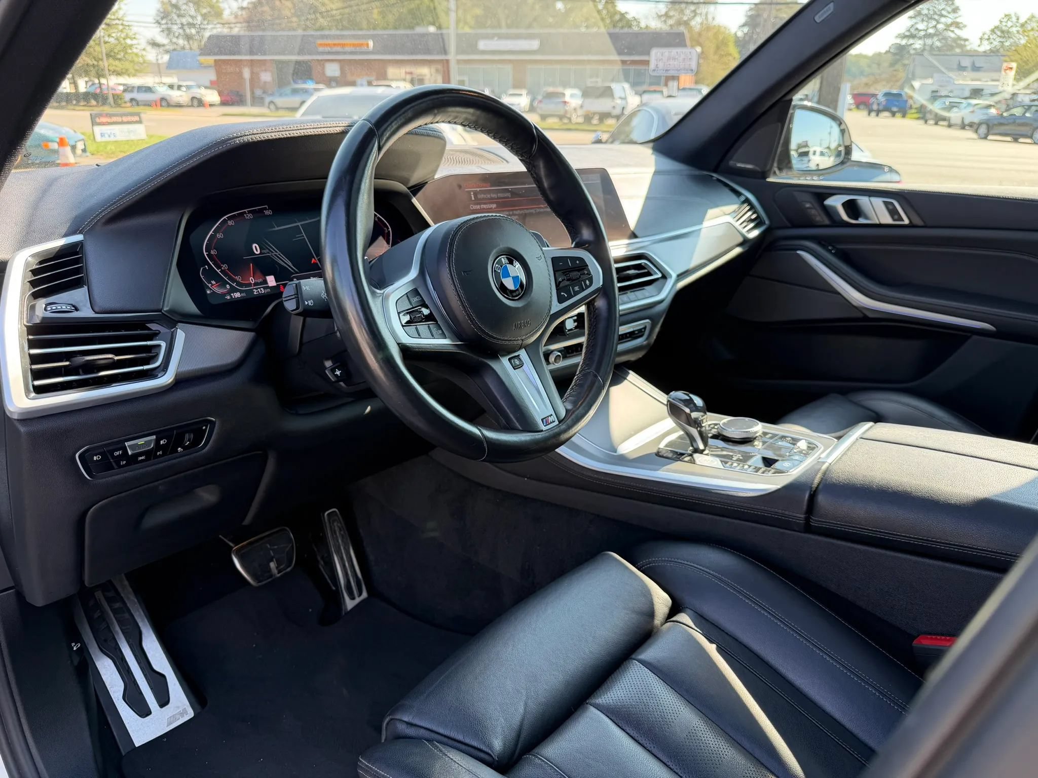 Used 2020 BMW X5 xDrive40i w/ M Sport Package AWD/4WD image 13
