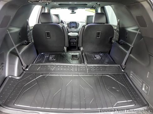 Used 2023 Chevrolet Traverse RS w/ LPO, Floor Liner Package AWD/4WD image 24