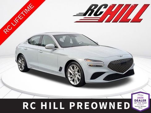 Used 2022 Genesis G70 2.0T image 1
