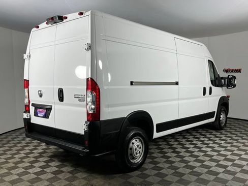 Used 2023 RAM ProMaster 2500 FWD image 3