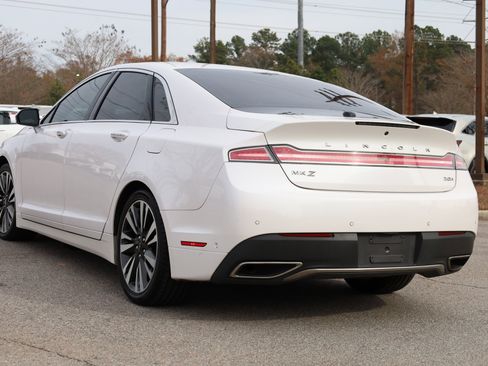 Used 2019 Lincoln MKZ Reserve image 3