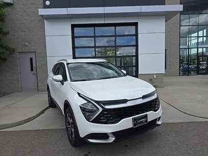 New 2025 Kia Sportage EX