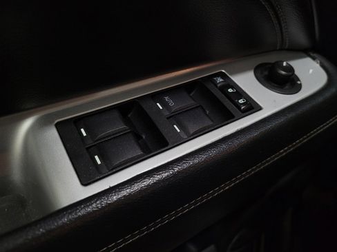 Used 2016 Jeep Compass High Altitude AWD/4WD image 27