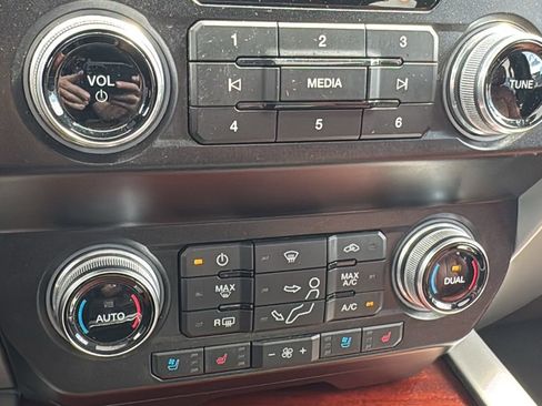 Used 2021 Ford F250 King Ranch w/ King Ranch Ultimate Package image 35