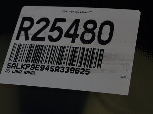 New 2025 Land Rover Range Rover SE image 37