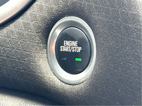 Used 2025 Chevrolet Malibu LT FWD image 18