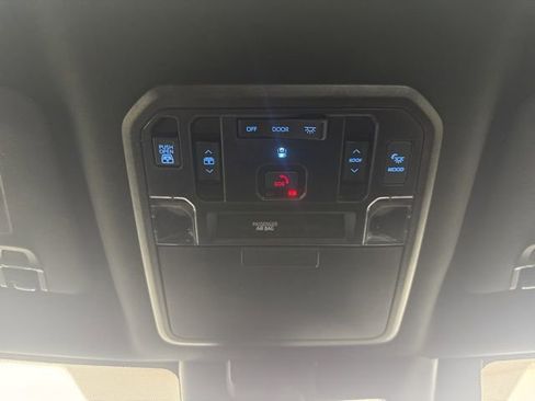 Used 2023 Toyota Tundra Platinum image 14