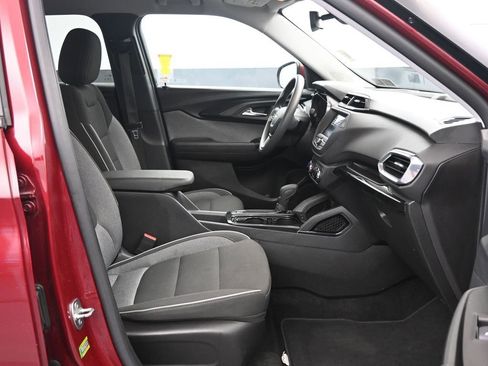 Used 2023 Chevrolet TrailBlazer LT image 13