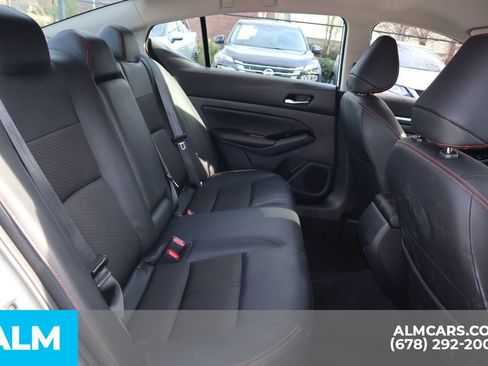 Used 2025 Nissan Altima 2.5 SR image 21