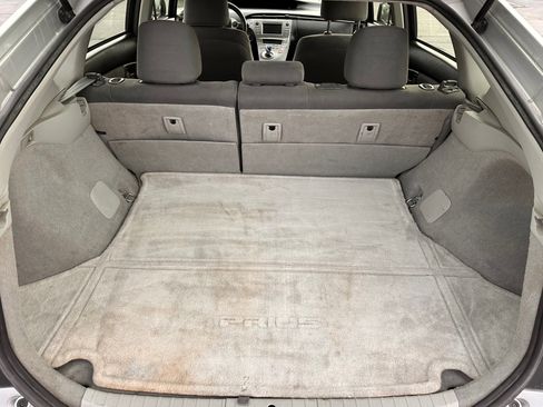 Used 2015 Toyota Prius Two image 8