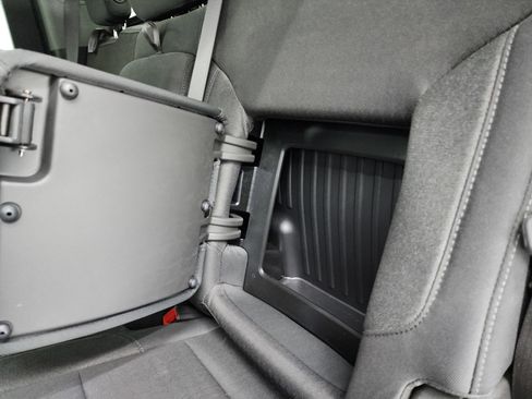 Used 2024 GMC Sierra 2500 SLE w/ SLE Value Package; image 39