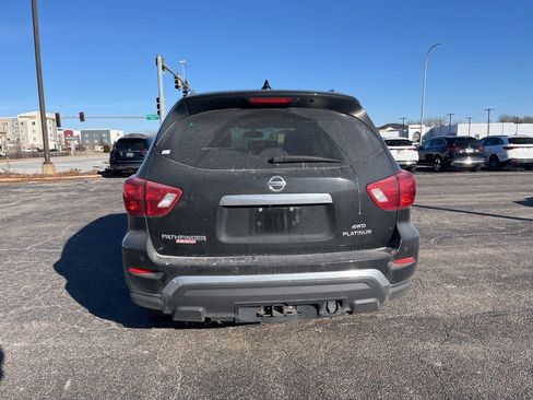 Used 2020 Nissan Pathfinder Platinum image 5