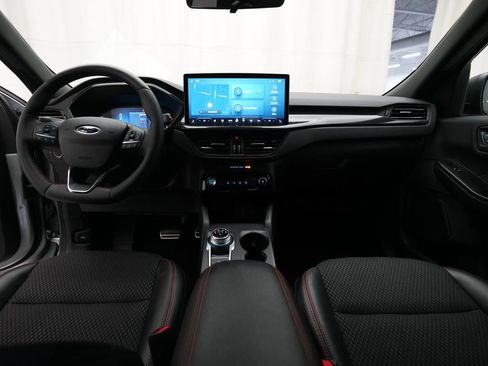 Used 2024 Ford Escape ST-Line w/ Tech Pack #1 image 5