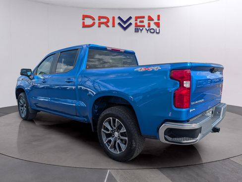 Used 2023 Chevrolet Silverado 1500 LT image 3