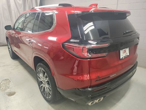New 2026 GMC Acadia Denali Ultimate w/ LPO, Floor Liner Package AWD/4WD image 21