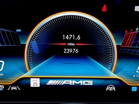 Used 2022 Mercedes-Benz AMG GT 43 image 36