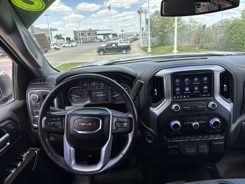 Used 2020 GMC Sierra 1500 SLT w/ Driver Alert Package I AWD/4WD image 16