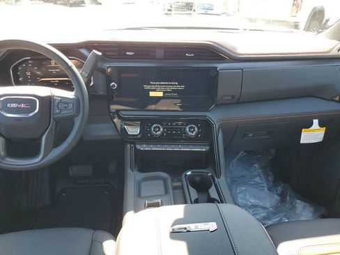 New 2026 GMC Sierra 3500 AT4 w/ AT4 Premium Plus Package AWD/4WD image 15