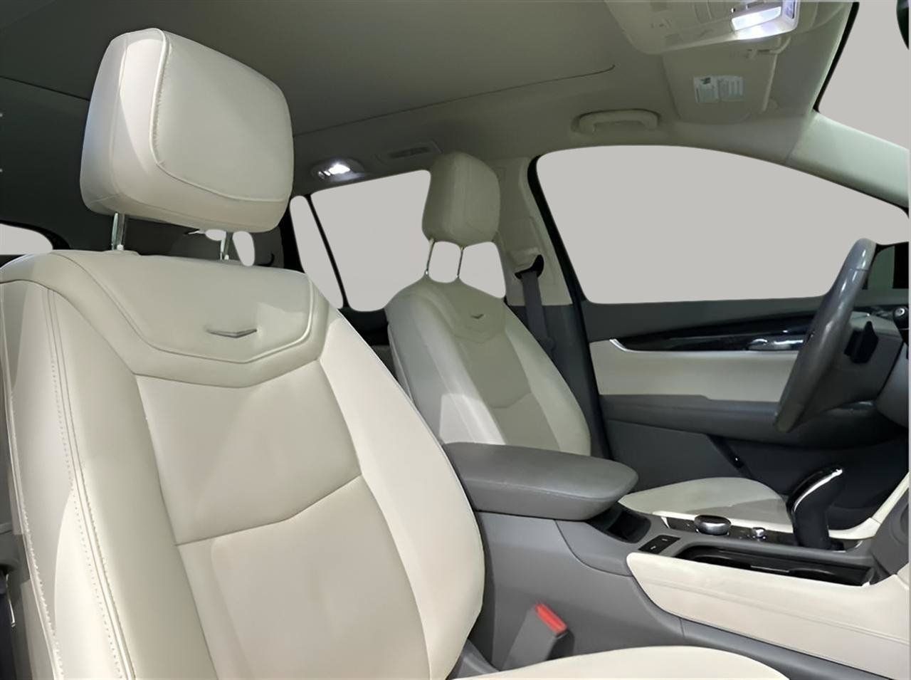 Used 2021 Cadillac XT6 Premium Luxury FWD image 21