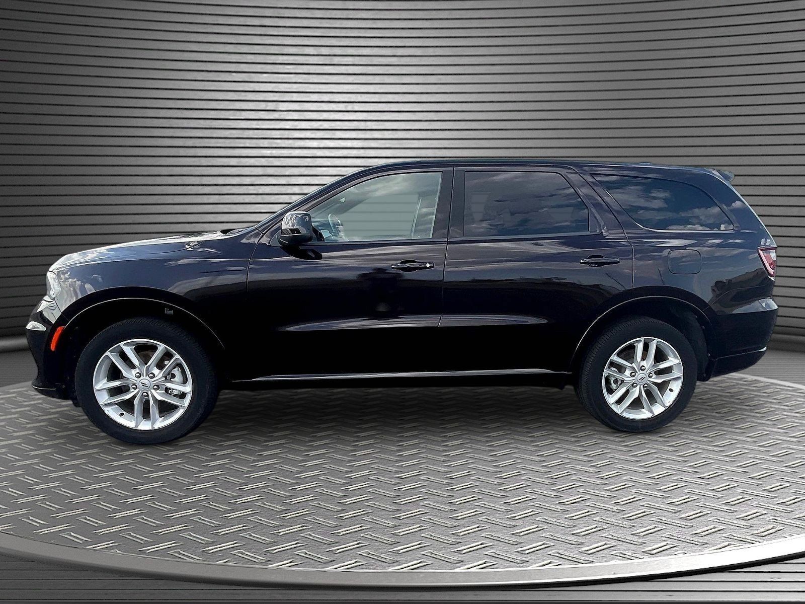 Used 2025 Dodge Durango GT AWD/4WD image 4