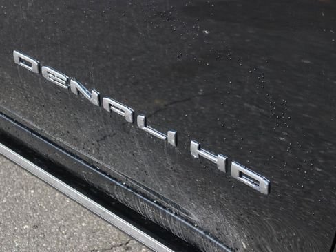 New 2026 GMC Sierra 3500 Denali w/ Denali Reserve Package AWD/4WD image 11