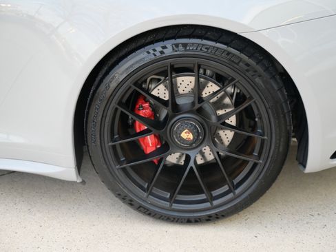 Used 2019 Porsche 911 Carrera GTS image 10