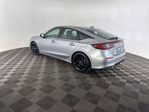 Used 2024 Honda Civic Sport image 9