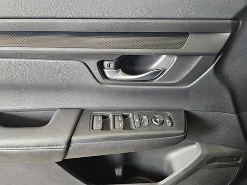 Used 2024 Honda CR-V LX image 29