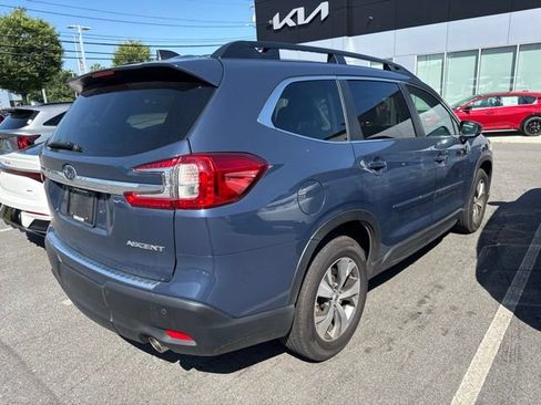 Used 2025 Subaru Ascent Premium AWD/4WD image 3