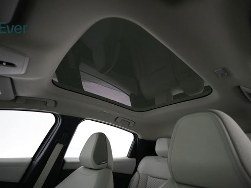 Used 2026 Nissan Leaf Platinum+ w/ Floor Mat Package (Platinum+) FWD image 28