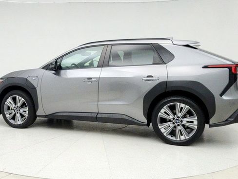 Used 2023 Subaru Solterra AWD image 7