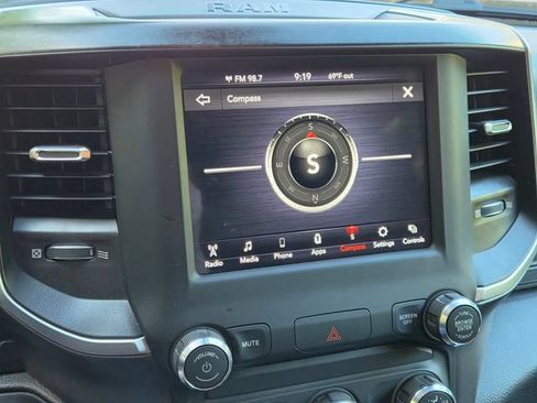 Used 2019 RAM 1500 Big Horn RWD image 21