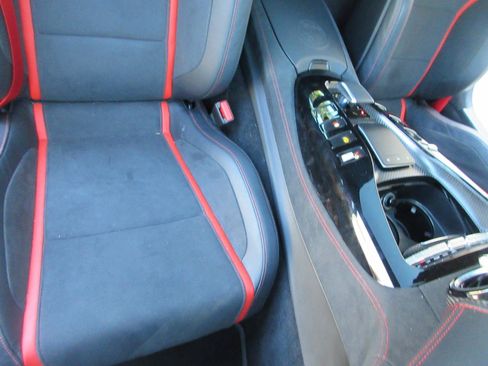 Used 2021 Mercedes-Benz AMG GT C image 31