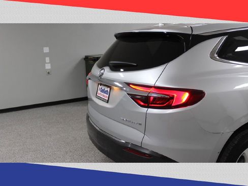 Used 2019 Buick Enclave Essence image 26