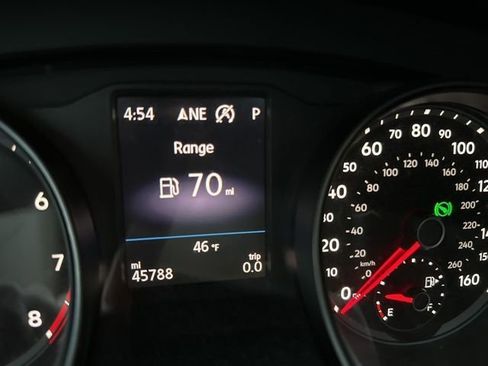 Used 2019 Volkswagen Atlas SE w/ Panoramic Sunroof Package image 16