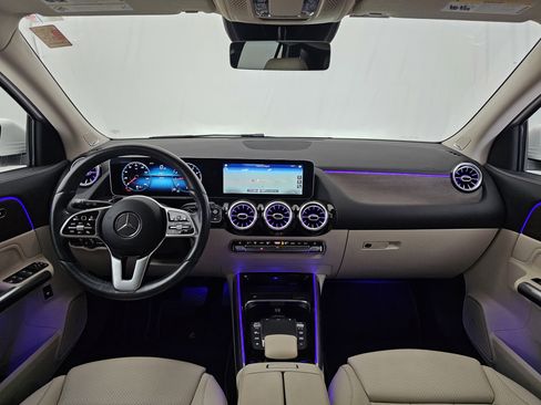 Used 2021 Mercedes-Benz GLA 250 4MATIC image 31