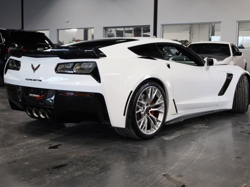 Used 2017 Chevrolet Corvette Z06 image 6