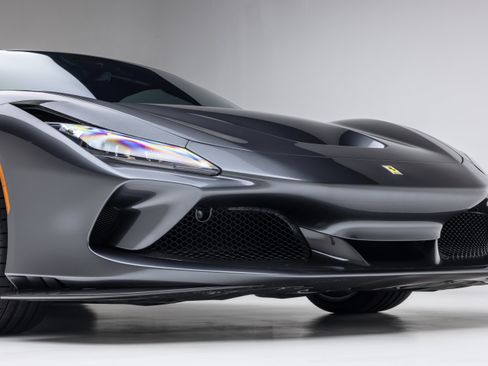 Certified 2022 Ferrari F8 Tributo RWD image 17