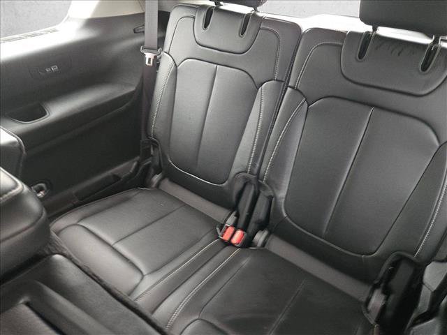 Used 2021 Jeep Grand Cherokee L Limited RWD image 17